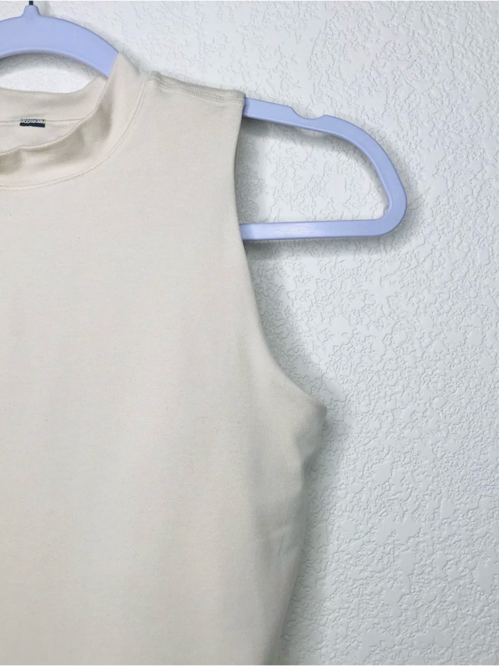 Vuori Halo Mock Neck Sleeveless Bodysuit - Picture 7 of 14